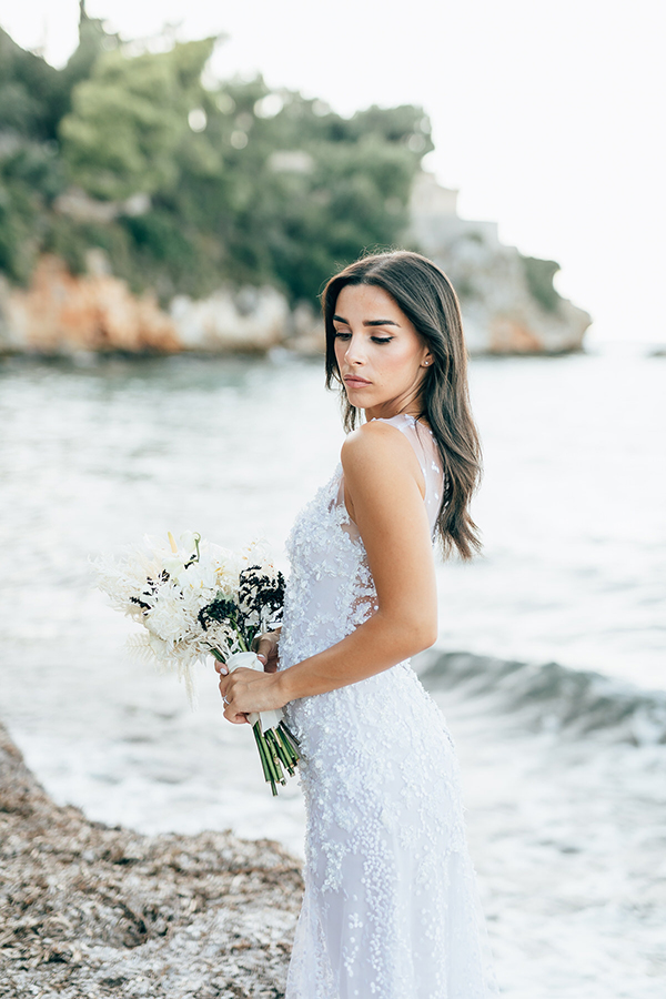 minimal-chic-wedding-black-and-white-details_27