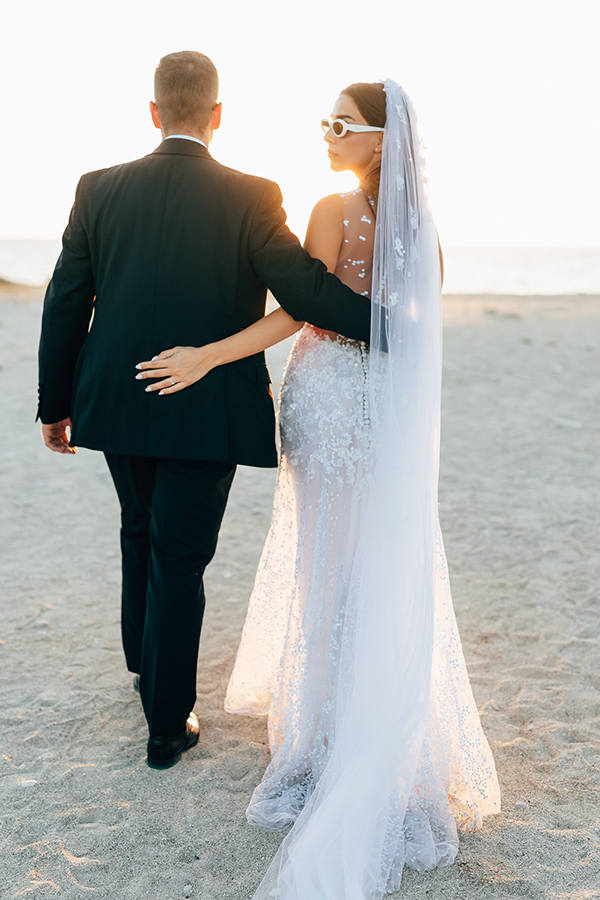 minimal-chic-wedding-black-and-white-details_32