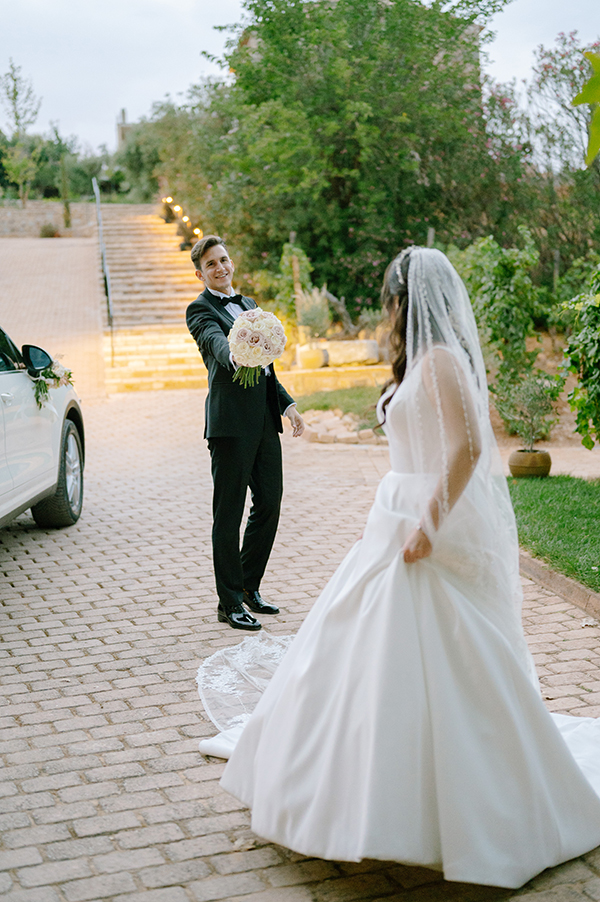 romantic-chic-wedding-pastel-flowers_03