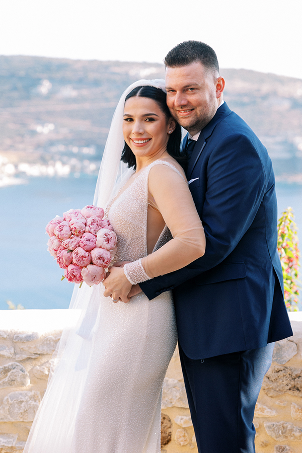 romantic-wedding-mani-pink-peonies_01