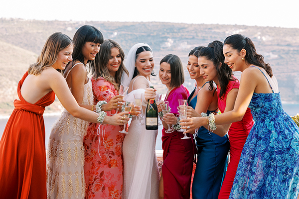 romantic-wedding-mani-pink-peonies_10