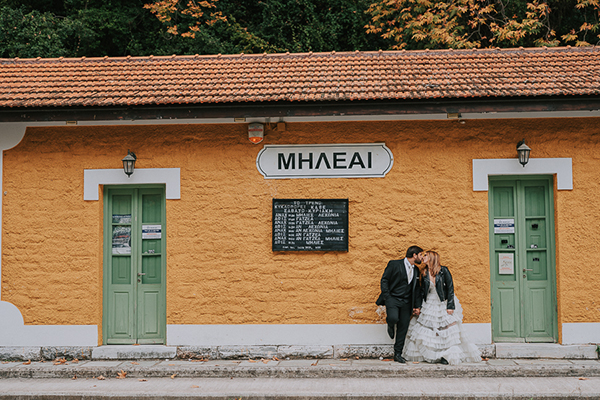 autumn-wedding-white-flowers_24