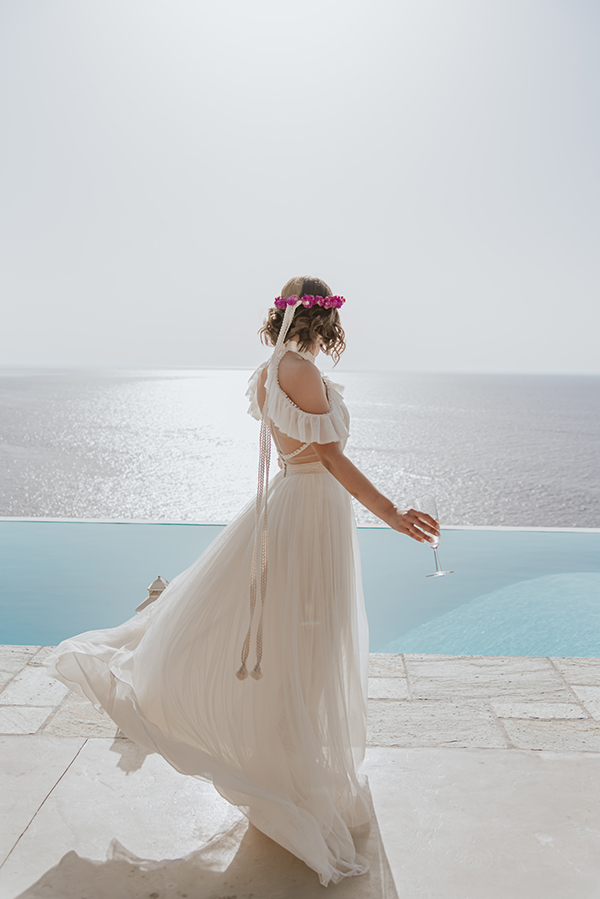 boho-chic-wedding-wild-flowers-bougainvillea_12