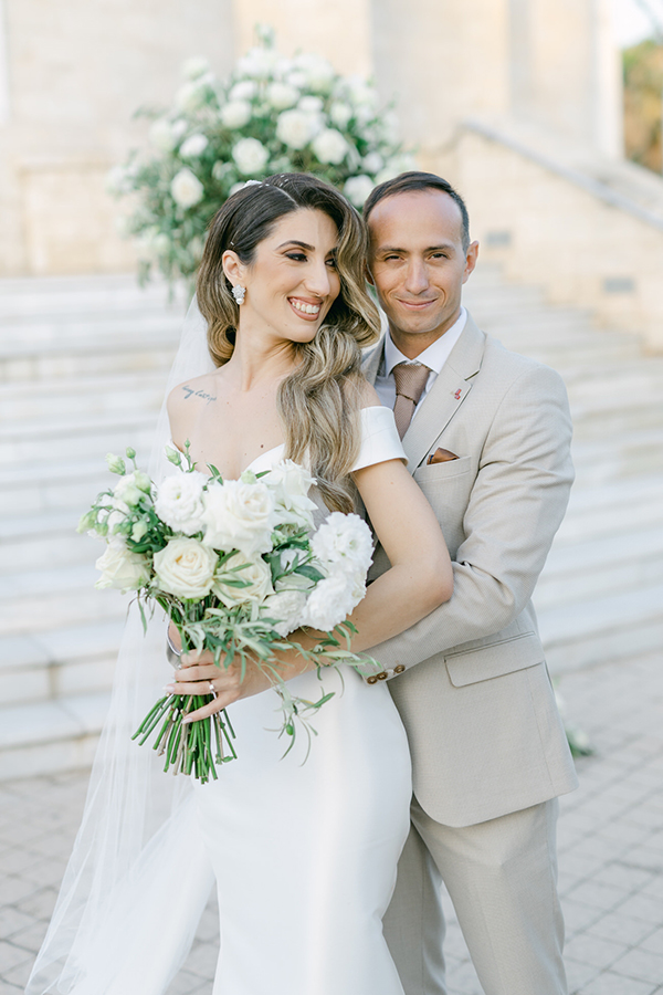 elegant-wedding-athens-all-white-florals_03