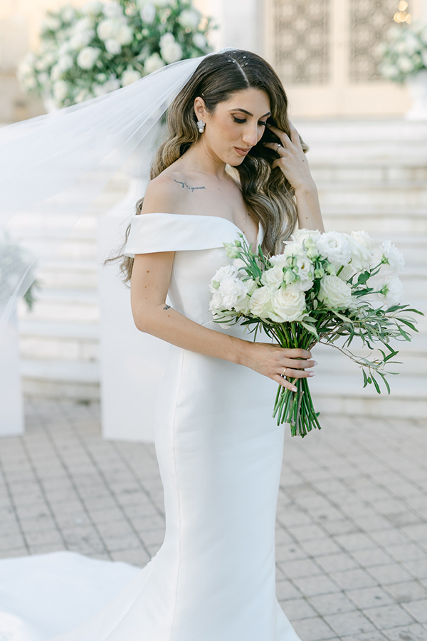 elegant-wedding-athens-all-white-florals_05
