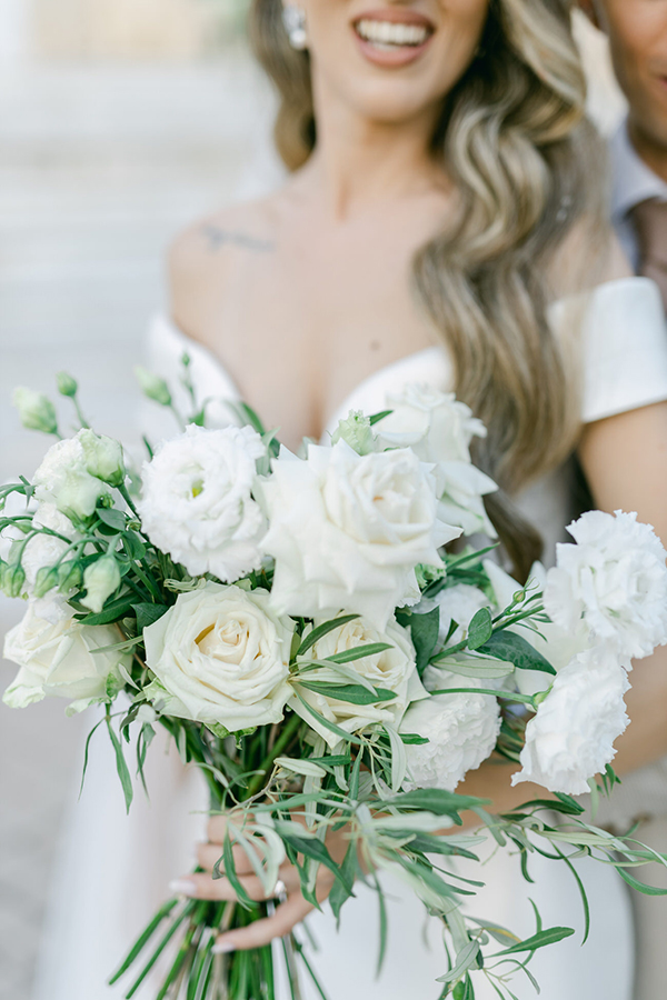 elegant-wedding-athens-all-white-florals_06