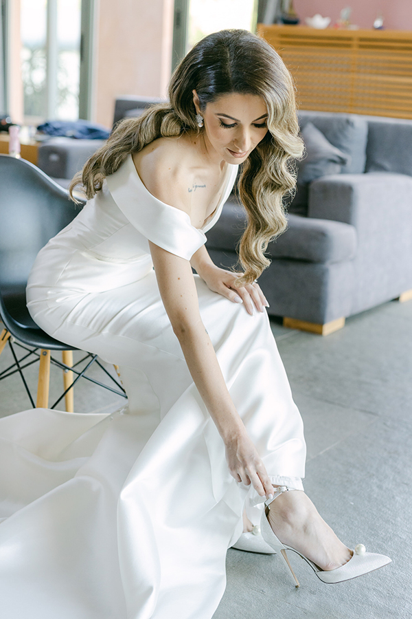 elegant-wedding-athens-all-white-florals_09