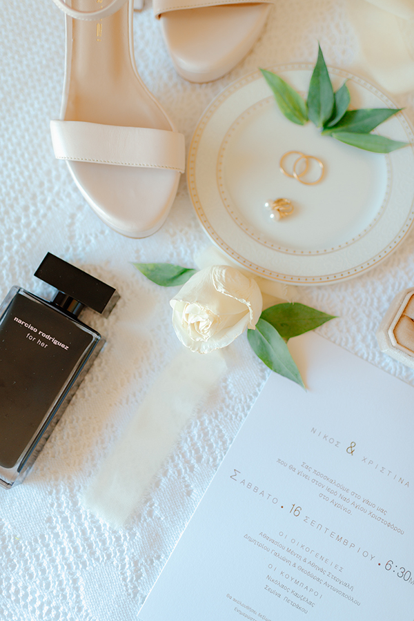 lovely-wedding-agrinio-white-florals_05