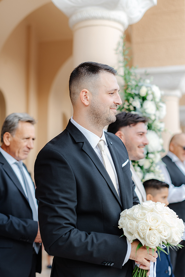 lovely-wedding-agrinio-white-florals_11