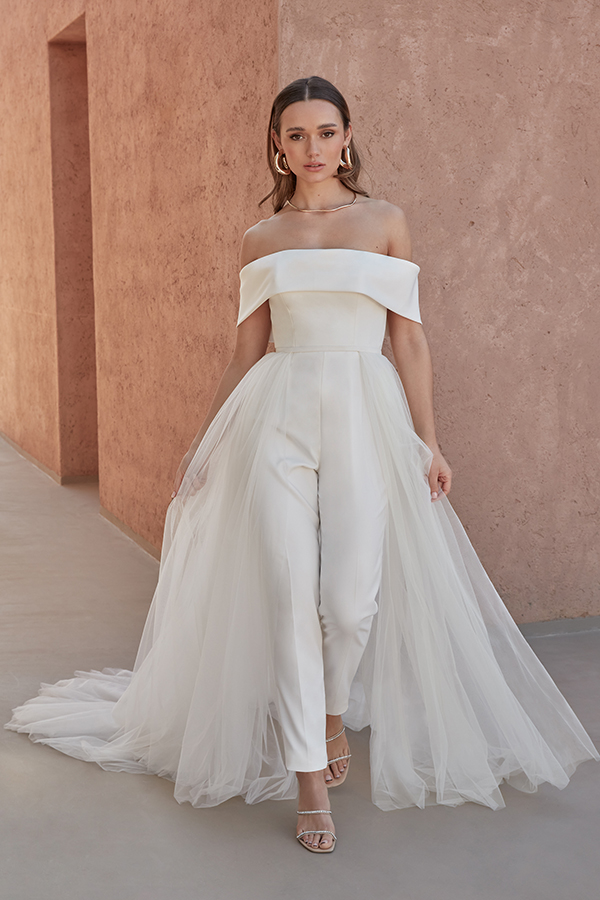 modern-wedding-dresses-adore-justin-alexander-spring-summer-2024_01