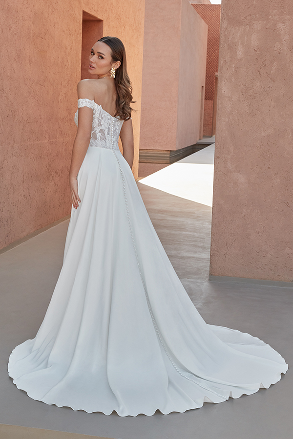 modern-wedding-dresses-adore-justin-alexander-spring-summer-2024_17