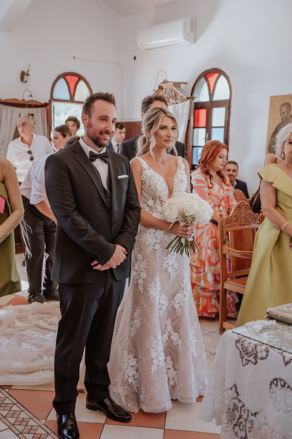 romantic-fall-weddin-halkidiki-white-flowers_14