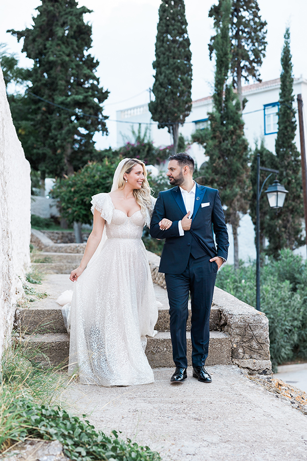 romantic-summer-wedding-patra-white-flowers_01