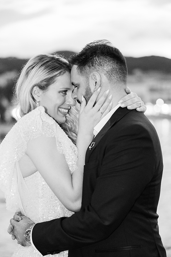 romantic-summer-wedding-patra-white-flowers_05