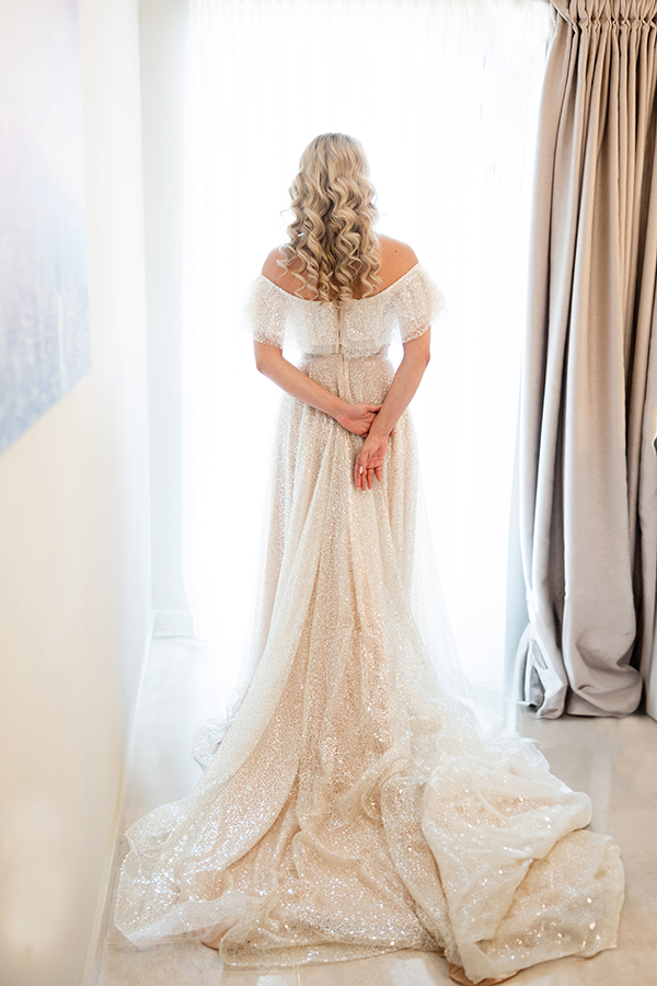 romantic-summer-wedding-patra-white-flowers_08
