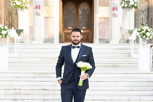romantic-summer-wedding-patra-white-flowers_10