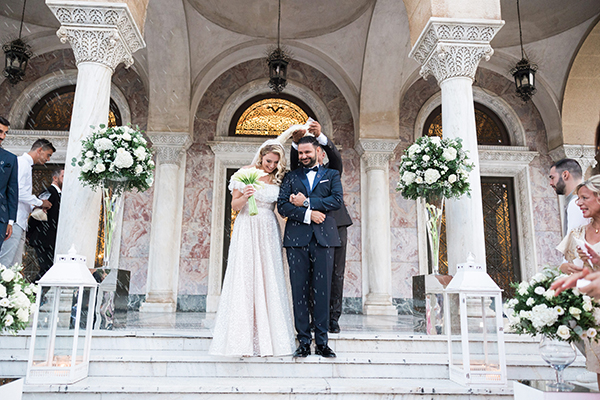 romantic-summer-wedding-patra-white-flowers_21