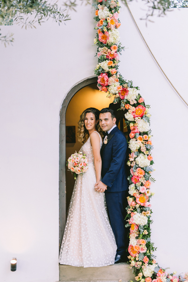 summer-wedding-in-athens-with-the-most-blissful-colors_01
