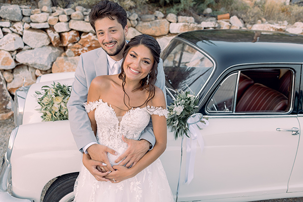 summer-wedding-mani-white-florals-olive-leaves_04
