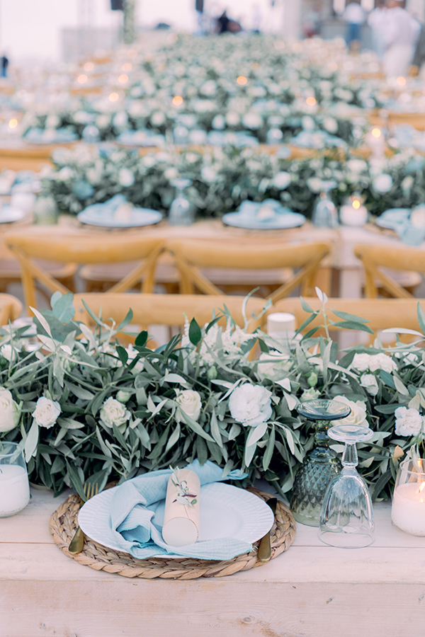 summer-wedding-mani-white-florals-olive-leaves_22