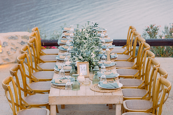 summer-wedding-mani-white-florals-olive-leaves_24