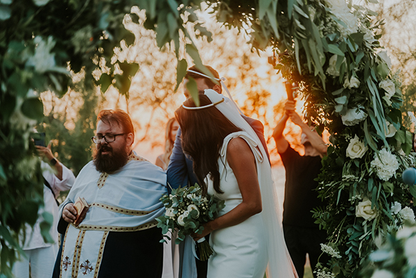 chic-wedding-ble-azure-all-white-florals_12