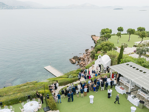 elegant-spring-wedding-white-blooms_09