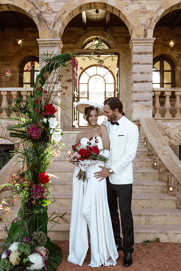 modern-chic-styled-shoot-deep-red-hues-hatzi-mansion_01