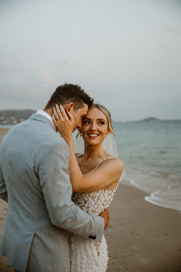 rustic-wedding-naxos-olive-leaves-white-roses_22