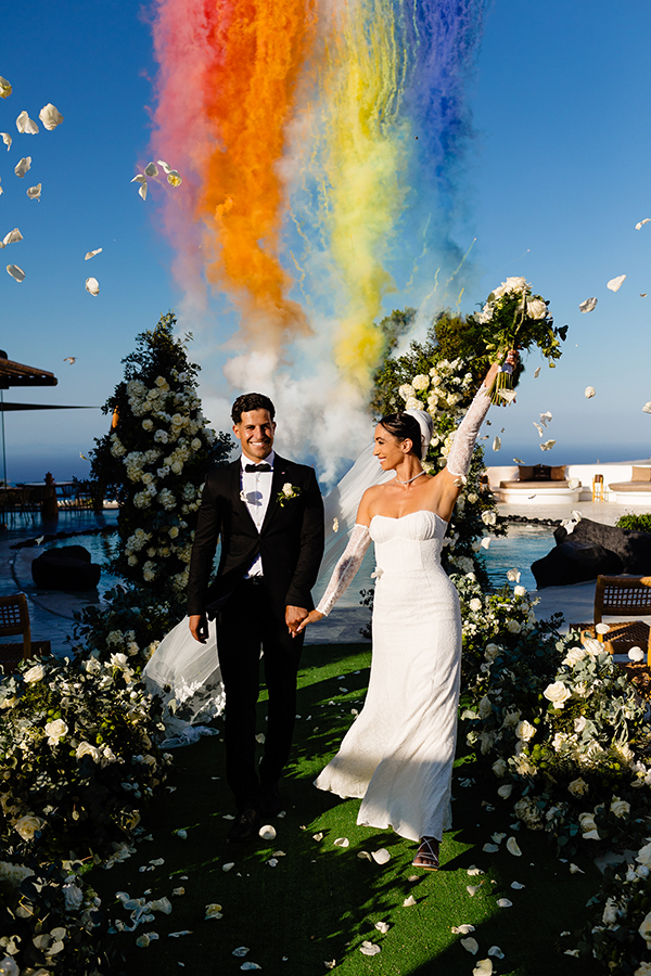 styled-shoot-santorini-with-lush-florals-colorful-fireworks_01