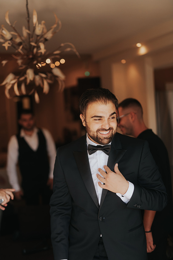 vintage-chic-wedding-igoumenitsa-soft-tone-flowers_07