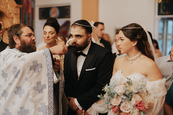 vintage-chic-wedding-igoumenitsa-soft-tone-flowers_23