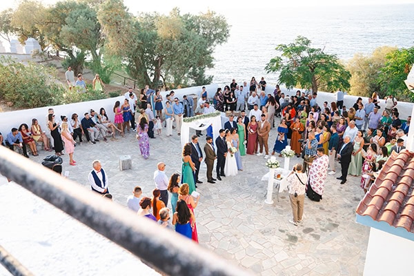 autumn-wedding-chania-white-florals_14