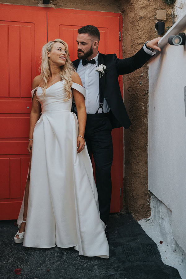 destination-wedding-romantic-flair-santorini_04