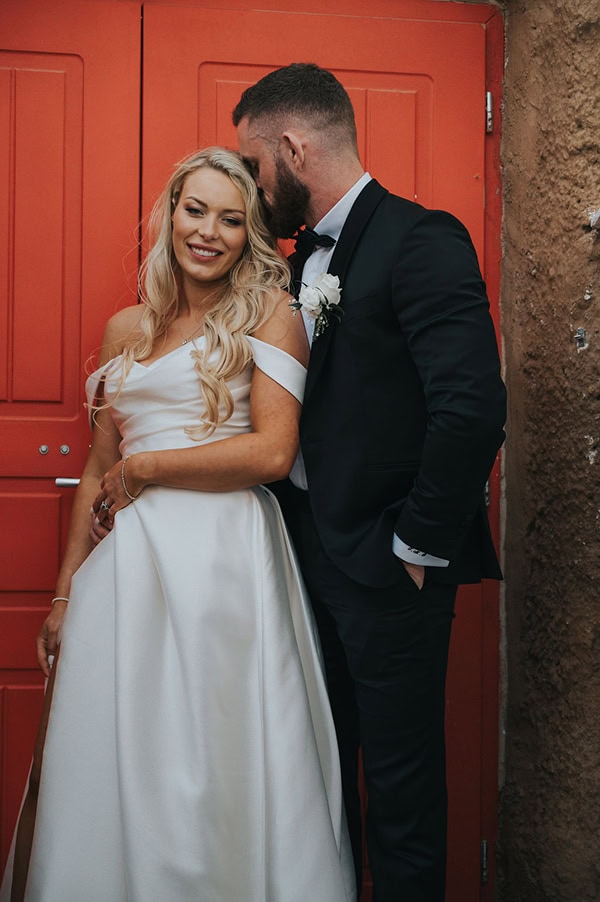 destination-wedding-romantic-flair-santorini_05