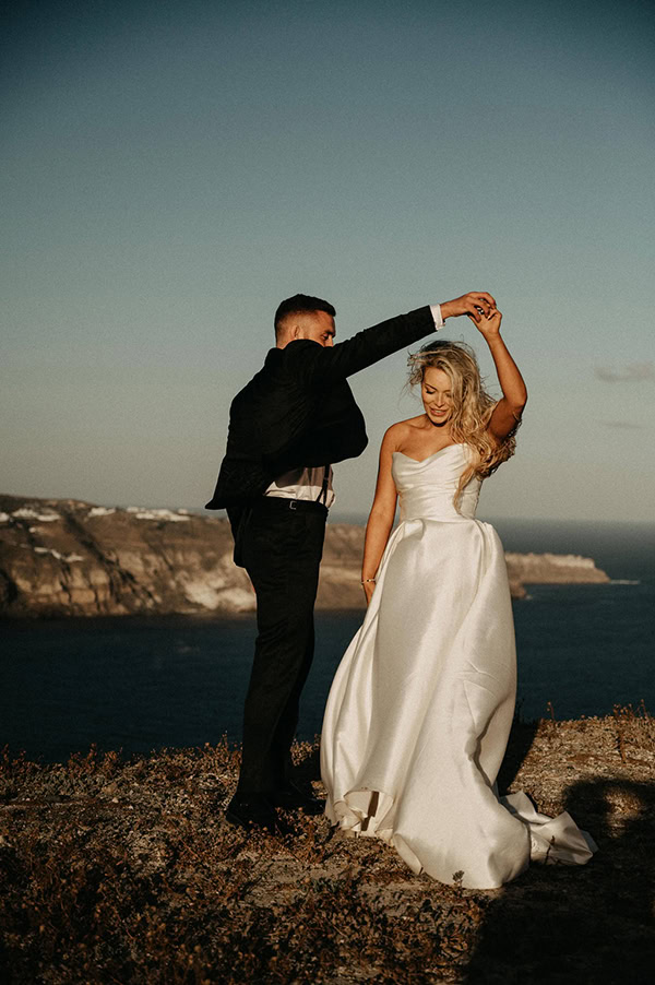 destination-wedding-romantic-flair-santorini_20