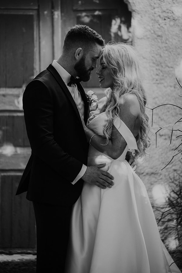 destination-wedding-romantic-flair-santorini_26