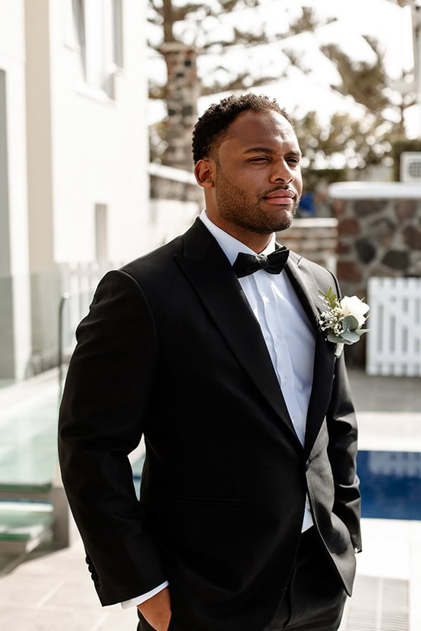 elegant-wedding-santorini-all-white-flowers_08
