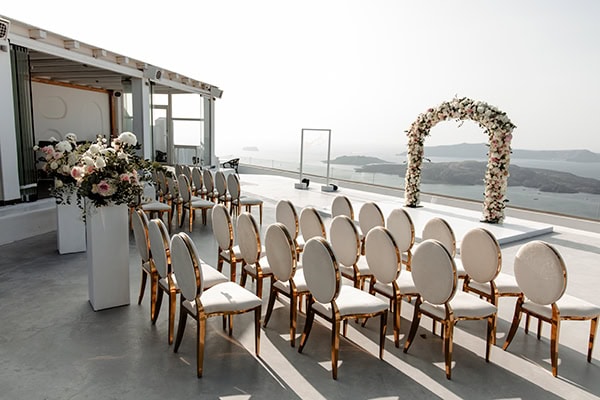 elegant-wedding-santorini-all-white-flowers_14