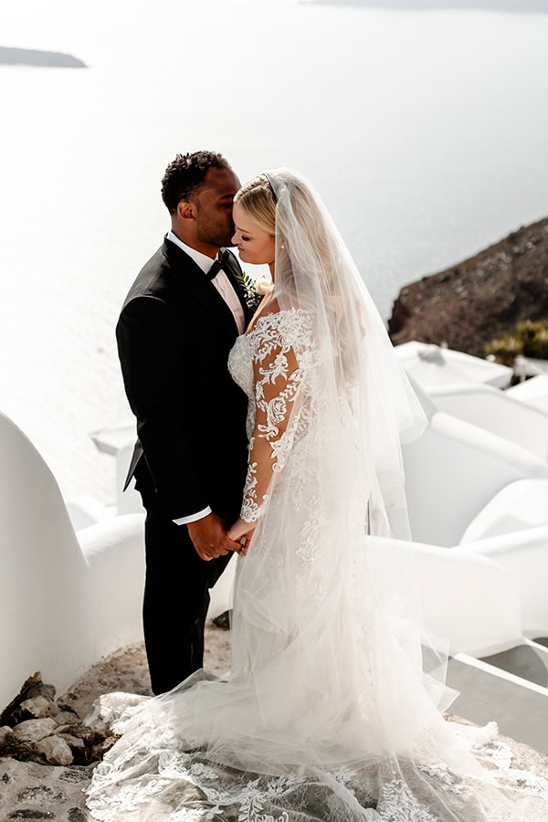 elegant-wedding-santorini-all-white-flowers_29
