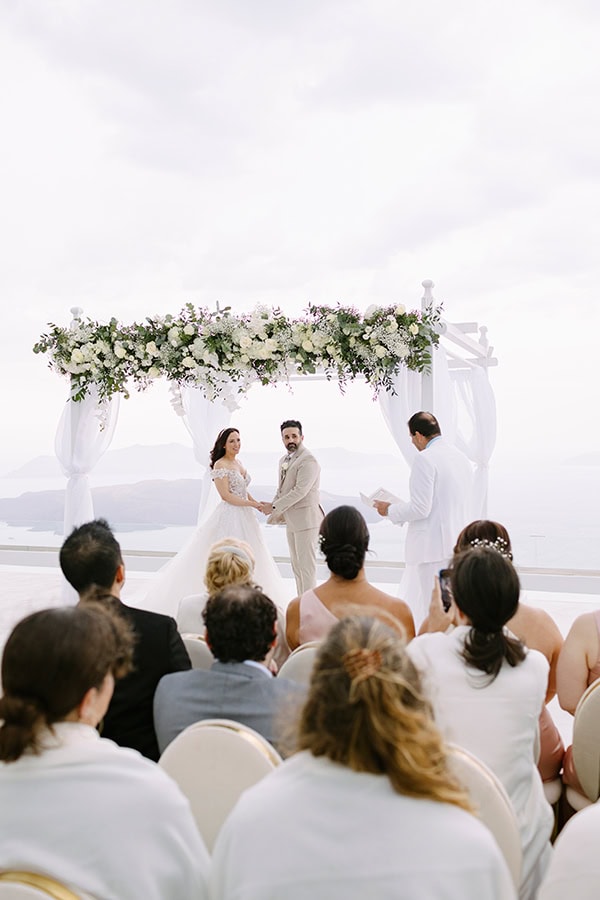 elegant-wedding-santorini-white-blooms_20