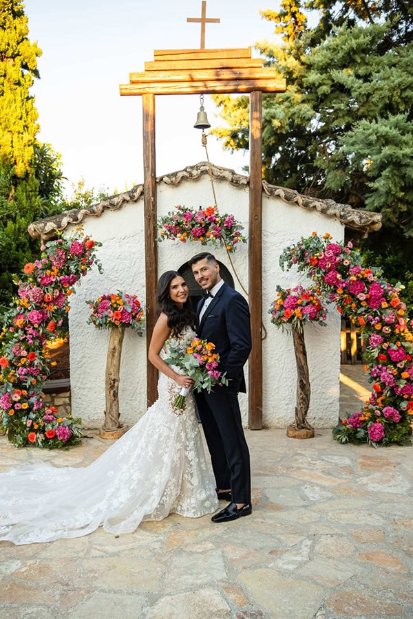 modern-meets-traditional-wedding-athens_14