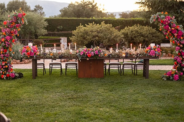 modern-meets-traditional-wedding-athens_16