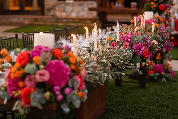 modern-meets-traditional-wedding-athens_17