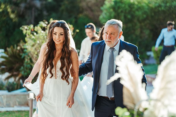 dreamy-summer-wedding-white-florals-eucalyptus_21