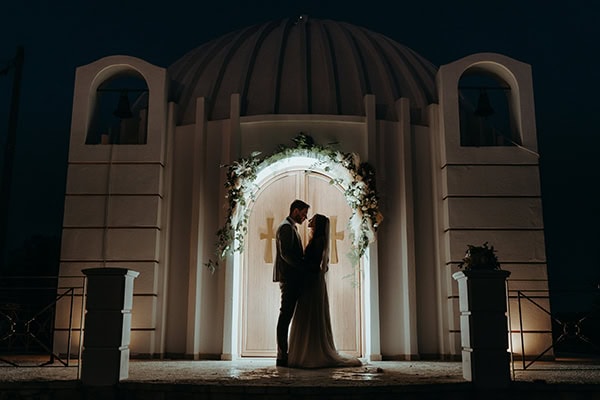 dreamy-summer-wedding-white-florals-eucalyptus_30