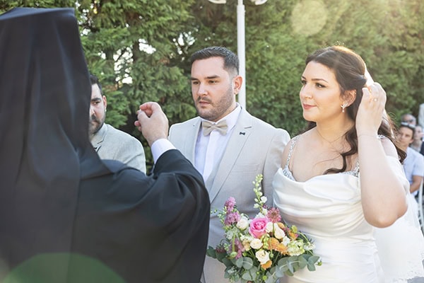 lovely-summer-wedding-athens-with-white-florals_10