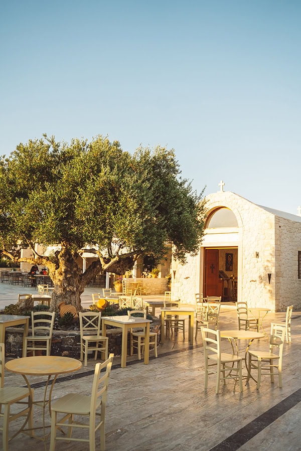 organize-own-fantasy-wedding-ostria-resort-spa_09