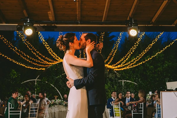 pretty-spring-wedding-kropias-gi_24