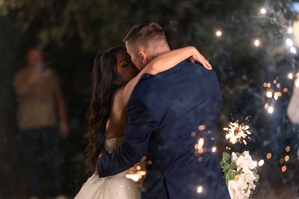 spring-wedding-athens-romantic-vibes_18